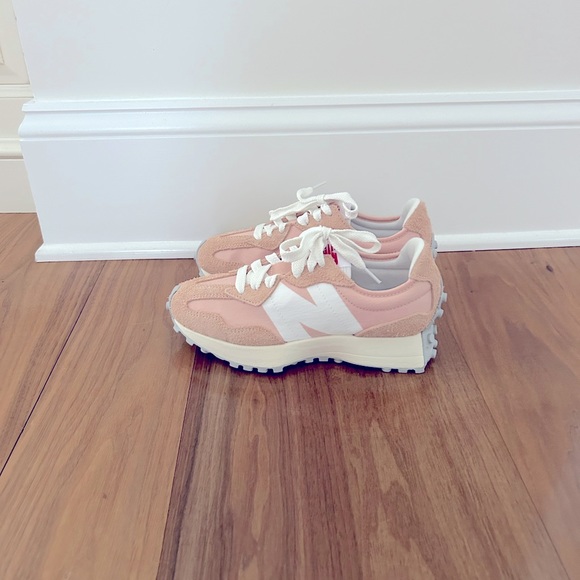 New Balance 327 Sneakers - Picture 7 of 11